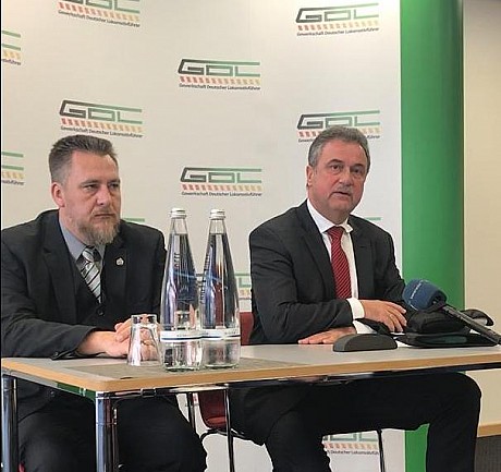 Vollständige Nachricht